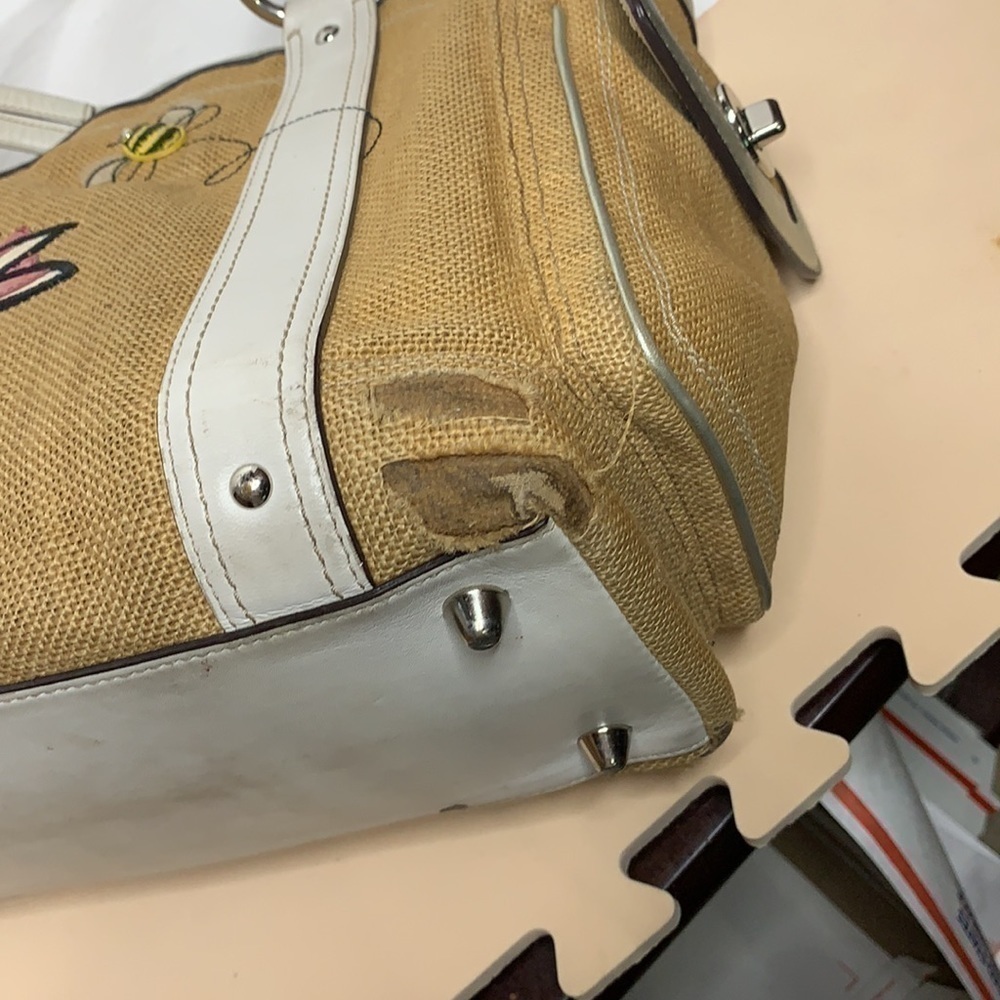 COACH Bees And Flowers Appliqué Burlap And Leather - Picture 10 of 14